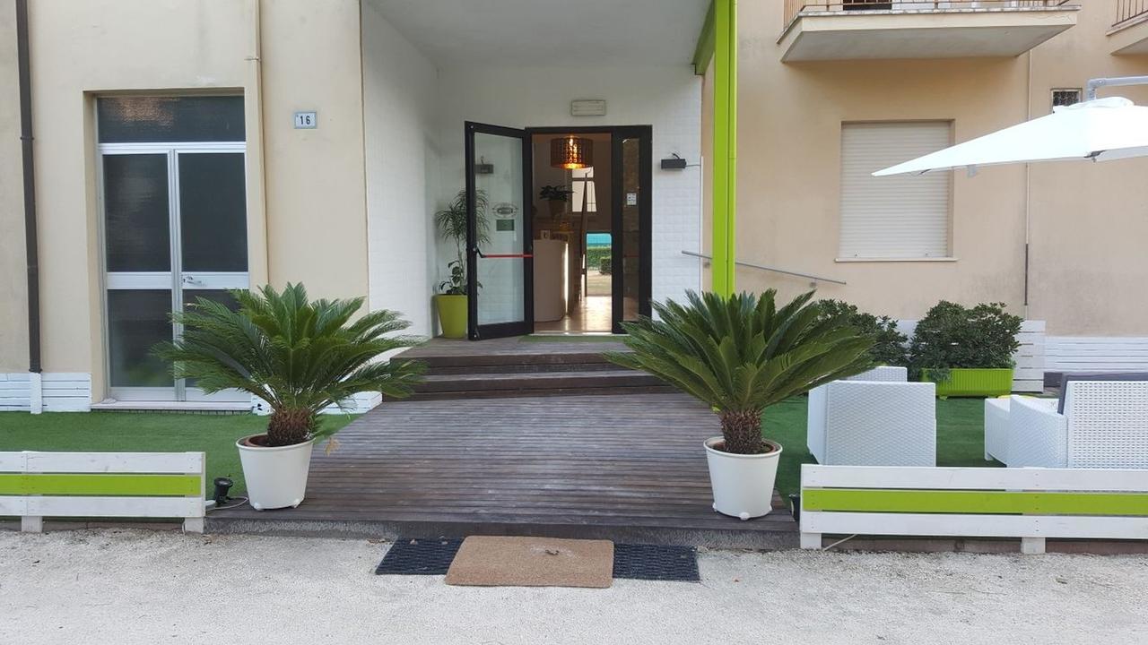 Hotel Villa Cesira Беллария-Иджеа-Марина Экстерьер фото